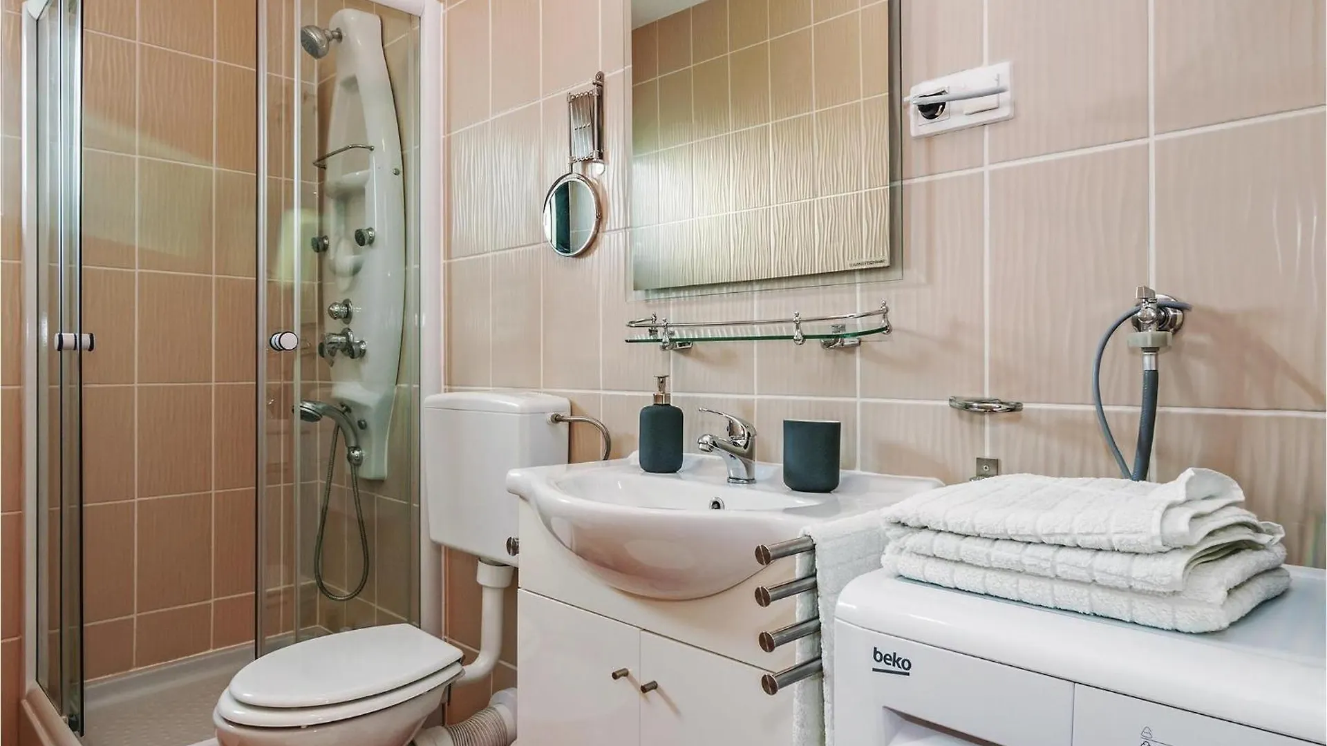 Gorgeous Apartment In Privlaka With Wifi Croatia
