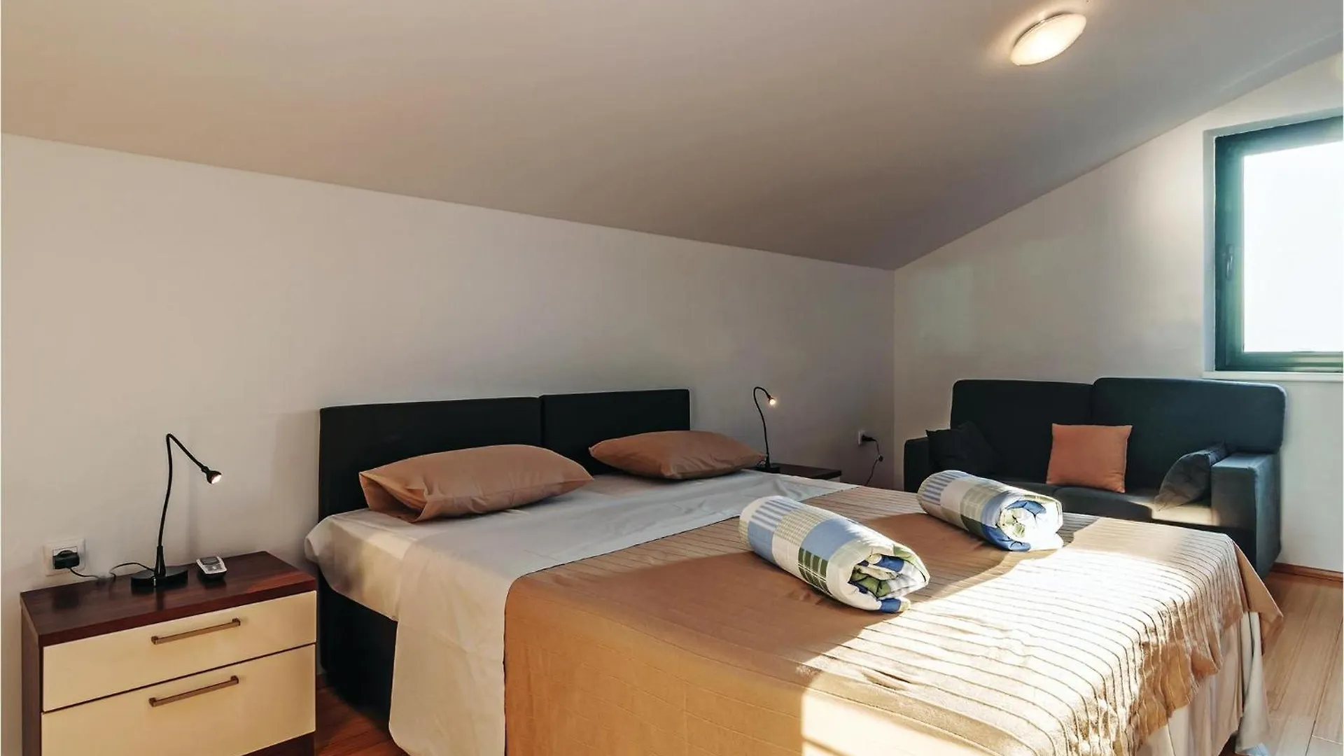 Gorgeous Apartment In Privlaka With Wifi 0*, Privlaka (Zadar)